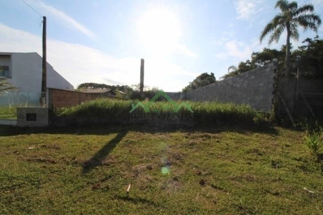 Terreno à Venda, 301 m² em Pinheiros - Balneário Barra Do Sul