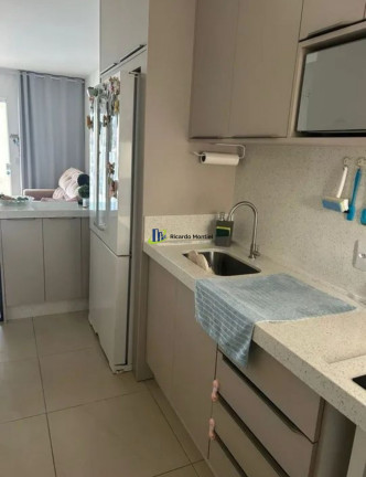 Imagem Apartamento com 2 Quartos à Venda, 67 m² em Santa Regina - Camboriú