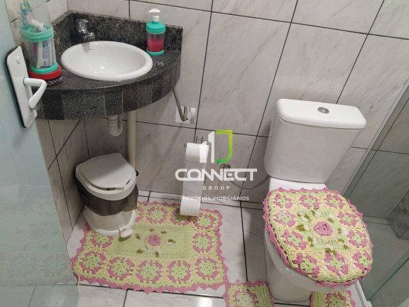 Imagem Casa com 2 Quartos à Venda, 180 m² em Espinheiros - Itajaí