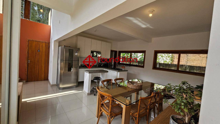 Imagem Casa de Condomínio com 3 Quartos à Venda, 585 m² em Chácara Dos Junqueiras - Carapicuíba