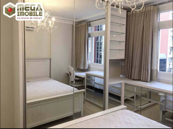 Imagem Apartamento com 2 Quartos à Venda, 68 m² em Centro - Florianópolis Imagem Apartamento com 2 Quartos à Venda, 68 m² em Centro - Florianópolis