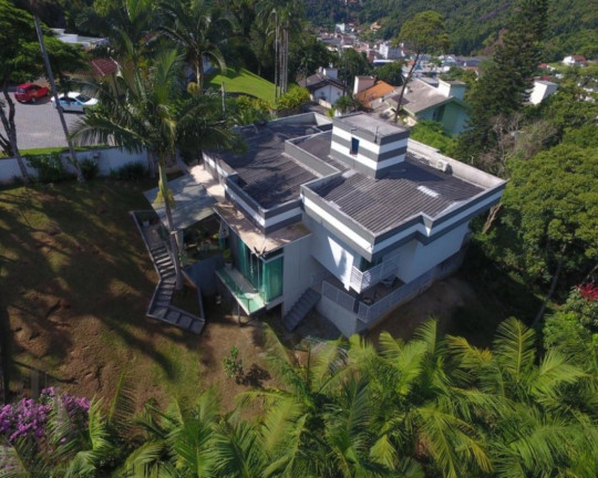 Imagem Casa com 3 Quartos à Venda, 1.198 m² em Primeiro De Maio - Brusque Imagem Casa com 3 Quartos à Venda, 1.198 m² em Primeiro De Maio - Brusque