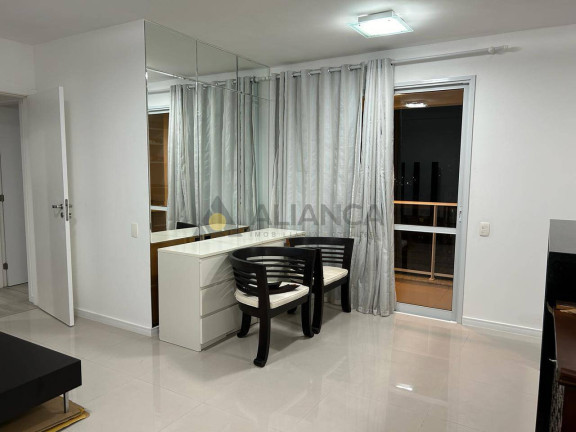 Imagem Apartamento com 3 Quartos para Alugar, 86 m² em Centro - Itajaí