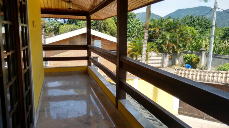 Imagem Casa com 4 Quartos à Venda, 240 m² em Vargem Grande - Rio De Janeiro Imagem Casa com 4 Quartos à Venda, 240 m² em Vargem Grande - Rio De Janeiro