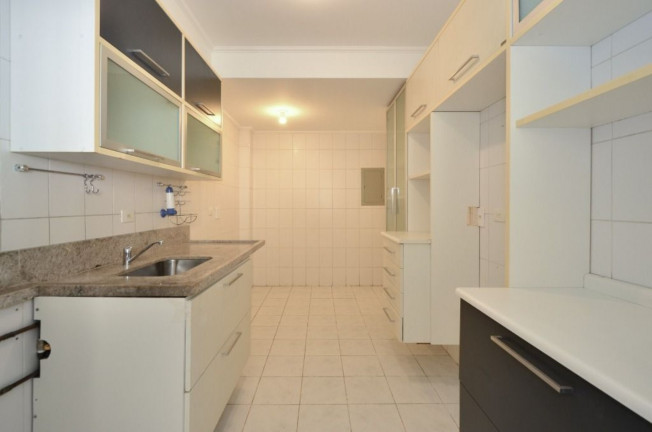 Imagem Imóvel com 3 Quartos à Venda, em Morumbi - São Paulo Imagem Imóvel com 3 Quartos à Venda, em Morumbi - São Paulo
