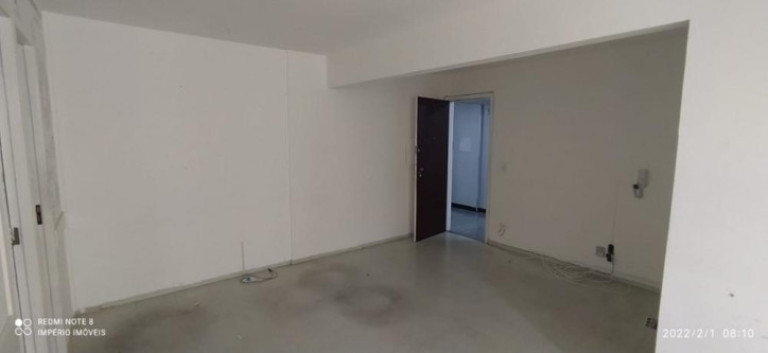 Sala Comercial à Venda, 30 m² em Centro - Santo André