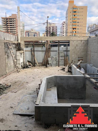 Casa com 3 Quartos à Venda, 135 m² em Vila Tupi - Praia Grande