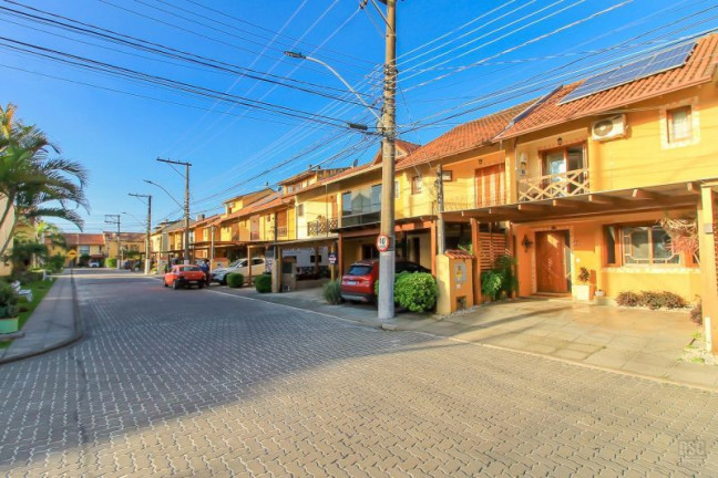 Casa com 3 Quartos à Venda, 155 m² em Hípica - Porto Alegre