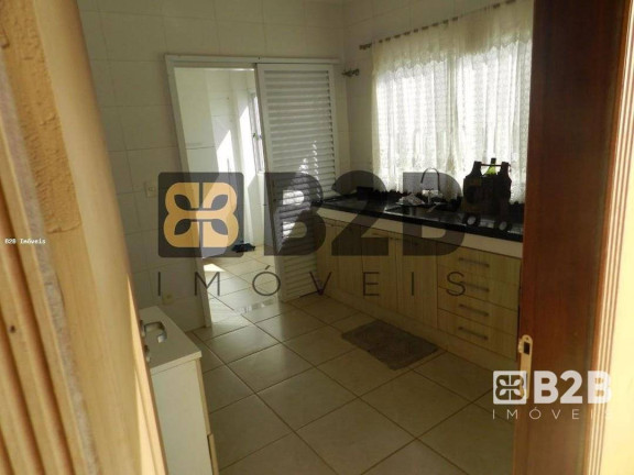 Imagem Casa com 3 Quartos à Venda, 344 m² em Centro - Bauru Imagem Casa com 3 Quartos à Venda, 344 m² em Centro - Bauru