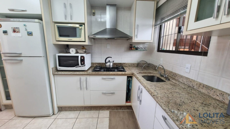 Imagem Casa com 3 Quartos à Venda, 134 m² em Pedra Branca - Palhoça Imagem Casa com 3 Quartos à Venda, 134 m² em Pedra Branca - Palhoça