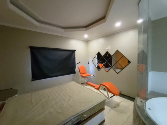 Imagem Imóvel Comercial à Venda, 2.019 m² em Residencial E Comercial Cidade Morumbi - Pindamonhangaba Imagem Imóvel Comercial à Venda, 2.019 m² em Residencial E Comercial Cidade Morumbi - Pindamonhangaba