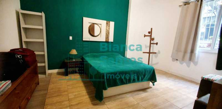 Imagem Apartamento com 2 Quartos à Venda, 66 m² em Copacabana - Rio De Janeiro