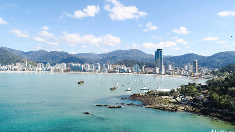 Imagem Apartamento com 4 Quartos à Venda, 180 m² em Centro - Itapema