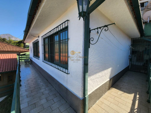 Imagem Casa com 4 Quartos à Venda, 360 m² em Jardim Europa - Teresópolis