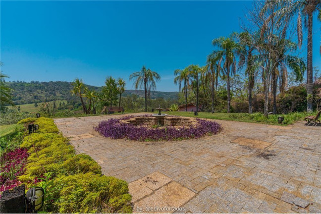 Imagem Casa com 4 Quartos à Venda, 711 m² em Jardim Portugal - Valinhos
