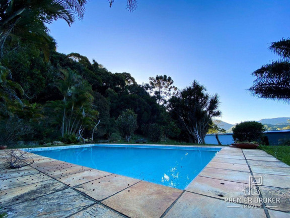 Imagem Casa com 4 Quartos à Venda, 133 m² em Golfe - Teresópolis