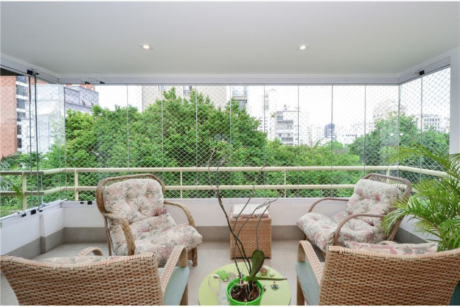 Imagem Imóvel com 4 Quartos à Venda, em Higienópolis - São Paulo Imagem Imóvel com 4 Quartos à Venda, em Higienópolis - São Paulo