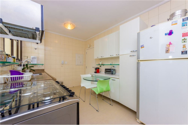 Imagem Imóvel com 3 Quartos à Venda, em Vila Nova Conceição - São Paulo Imagem Imóvel com 3 Quartos à Venda, em Vila Nova Conceição - São Paulo