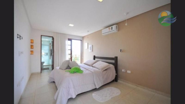 Imagem Casa com 7 Quartos à Venda, 575 m²