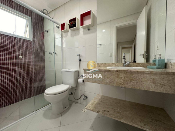 Imagem Apartamento com 3 Quartos à Venda, 132 m² em Pitangueiras - Guarujá Imagem Apartamento com 3 Quartos à Venda, 132 m² em Pitangueiras - Guarujá