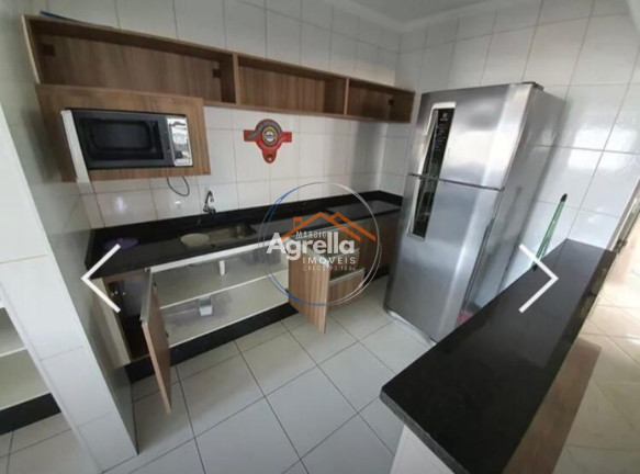 Imagem Imóvel com 3 Quartos à Venda, 110 m² em Ocian - Praia Grande Imagem Imóvel com 3 Quartos à Venda, 110 m² em Ocian - Praia Grande