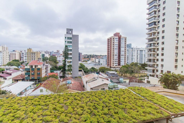 Imagem Apartamento com 2 Quartos à Venda, 65 m² em Passo Da Areia - Porto Alegre