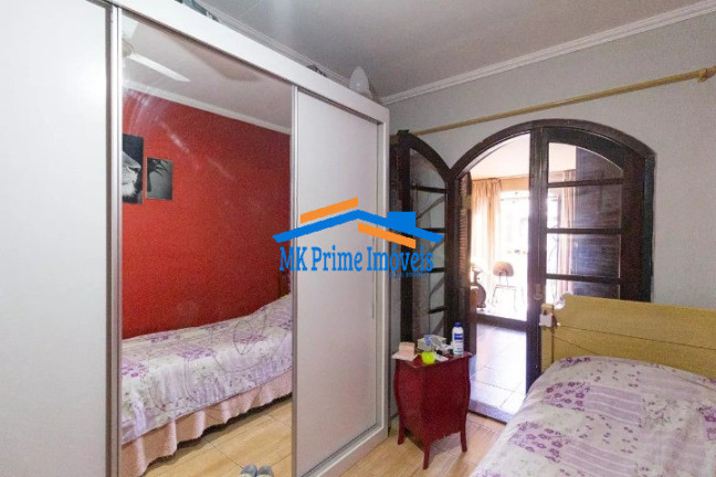 Imagem Sobrado com 4 Quartos à Venda, 180 m² em Metalúrgicos - Osasco Imagem Sobrado com 4 Quartos à Venda, 180 m² em Metalúrgicos - Osasco