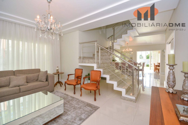 Imagem Casa de Condomínio com 4 Quartos à Venda, 370 m² em Pineville - Pinhais