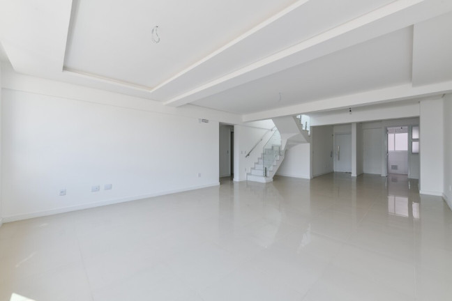 Imagem Cobertura com 3 Quartos à Venda, 243 m² em Higienópolis - Porto Alegre