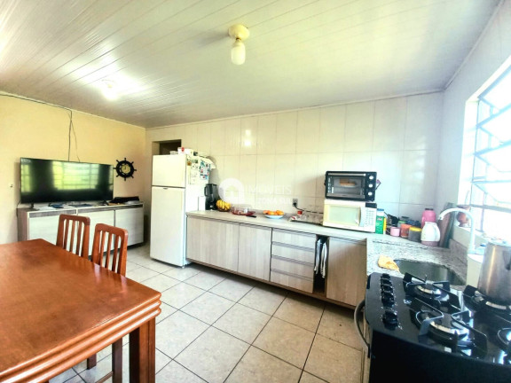 Imagem Casa com 2 Quartos à Venda, 100 m²