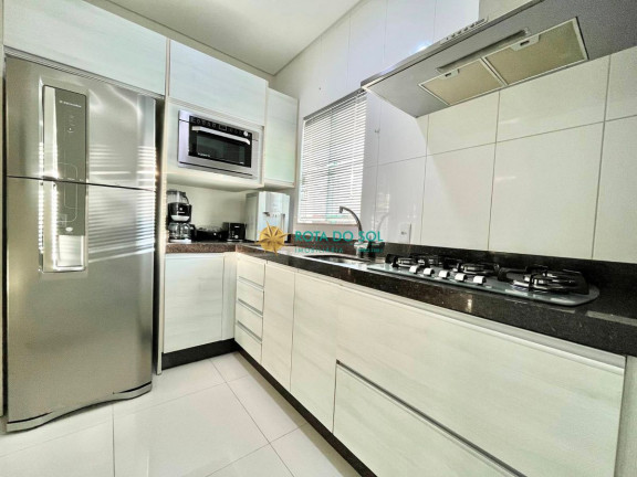 Imagem Apartamento com 2 Quartos à Venda, 93 m² em Centro - Bombinhas Imagem Apartamento com 2 Quartos à Venda, 93 m² em Centro - Bombinhas