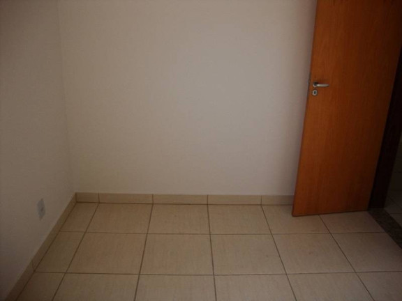 Imagem Imóvel com 2 Quartos à Venda, 45 m² em Maria Helena - Belo Horizonte