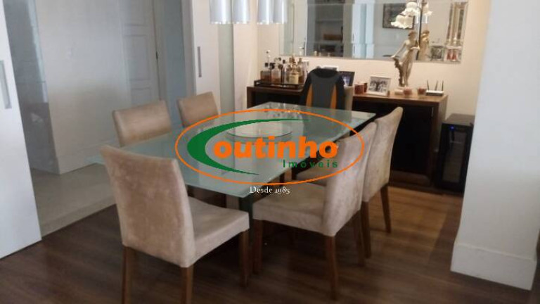 Imagem Apartamento com 4 Quartos à Venda, 172 m² em Tijuca - Rio De Janeiro Imagem Apartamento com 4 Quartos à Venda, 172 m² em Tijuca - Rio De Janeiro