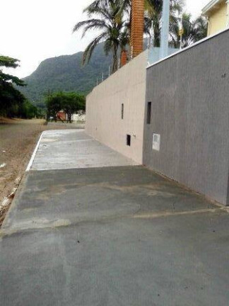 Imagem Sobrado com 2 Quartos à Venda, 147 m² em Jardim Veneza - Peruíbe Imagem Sobrado com 2 Quartos à Venda, 147 m² em Jardim Veneza - Peruíbe