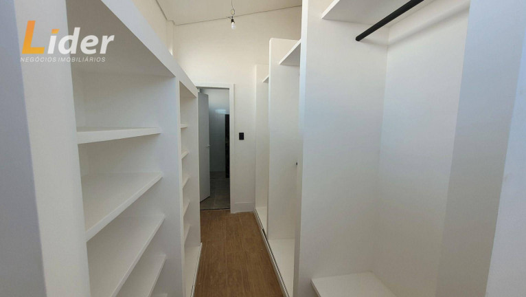 Imagem Casa com 4 Quartos à Venda, 1.200 m² em Marilândia - Juiz De Fora Imagem Casa com 4 Quartos à Venda, 1.200 m² em Marilândia - Juiz De Fora