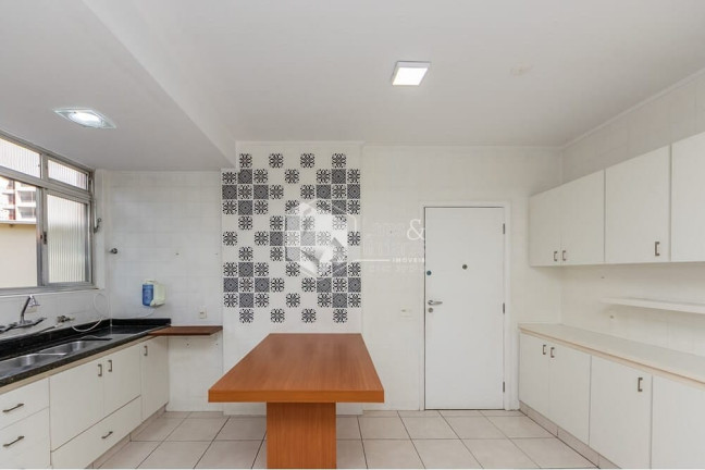 Imagem Apartamento com 2 Quartos à Venda, 138 m² em Pinheiros - São Paulo Imagem Apartamento com 2 Quartos à Venda, 138 m² em Pinheiros - São Paulo