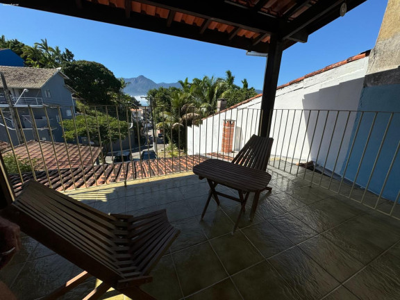 Imagem Casa com 3 Quartos à Venda, 220 m² em Porto Grande - São Sebastião Imagem Casa com 3 Quartos à Venda, 220 m² em Porto Grande - São Sebastião