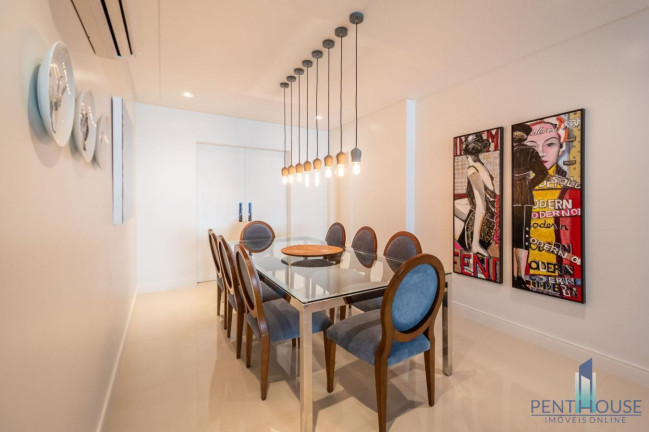 Imagem Apartamento com 3 Quartos à Venda, 179 m² em Centro - Balneário Camboriú Imagem Apartamento com 3 Quartos à Venda, 179 m² em Centro - Balneário Camboriú