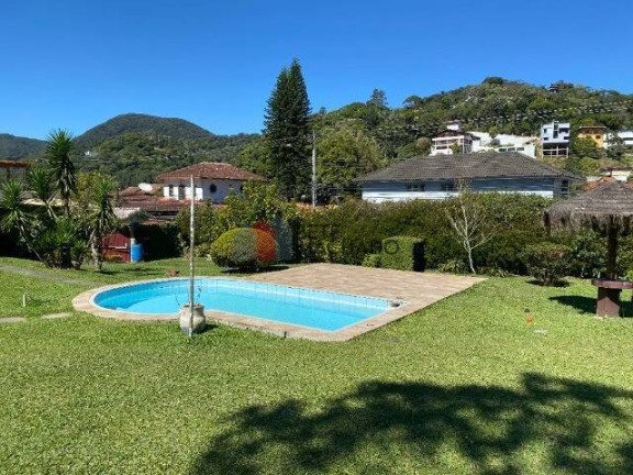 Imagem Casa com 8 Quartos à Venda, 1.570 m² em Carlos Guinle - Teresópolis Imagem Casa com 8 Quartos à Venda, 1.570 m² em Carlos Guinle - Teresópolis