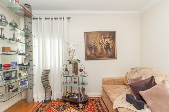 Imagem Imóvel com 4 Quartos à Venda, 198 m² em Moema - São Paulo Imagem Imóvel com 4 Quartos à Venda, 198 m² em Moema - São Paulo