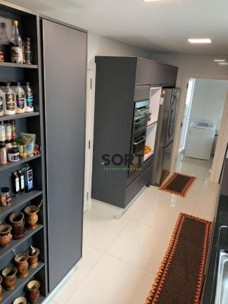 Imagem Apartamento com 3 Quartos à Venda, 256 m² em Centro - Balneário Camboriú