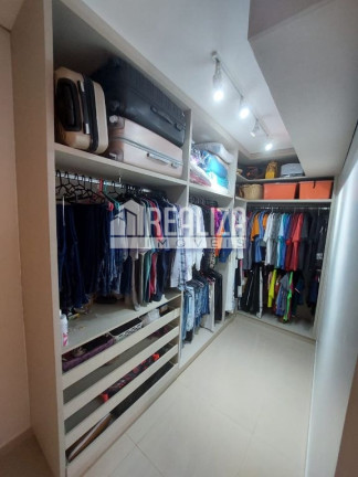 Imagem Casa de Condomínio com 3 Quartos à Venda, 200 m² em Vila Arquelau - Uberaba