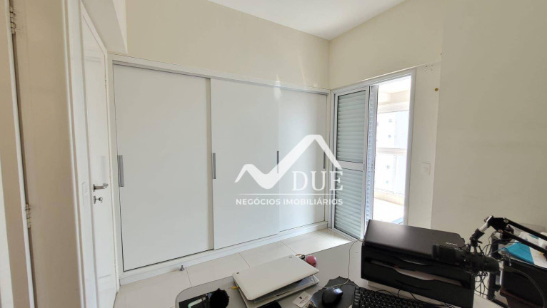 Imagem Apartamento com 2 Quartos à Venda, 109 m² em Gonzaga - Santos
