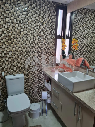 Imagem Apartamento com 3 Quartos à Venda, 70 m² em Cristo Redentor - Porto Alegre Imagem Apartamento com 3 Quartos à Venda, 70 m² em Cristo Redentor - Porto Alegre