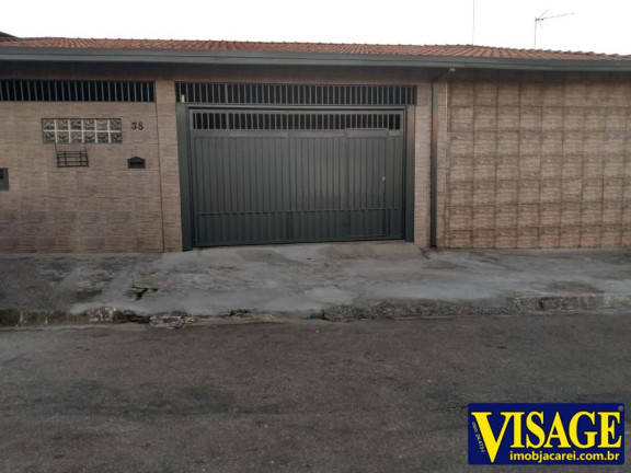 Casa com 2 Quartos à Venda,  em Vila Zeze - Jacareí