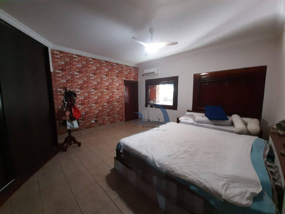 Imagem Chácara com 6 Quartos à Venda, 4.770 m² em Canto Do Forte - Praia Grande