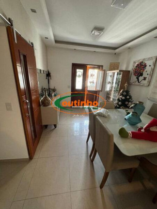 Imagem Casa de Vila com 3 Quartos à Venda, 233 m² em Andaraí - Rio De Janeiro Imagem Casa de Vila com 3 Quartos à Venda, 233 m² em Andaraí - Rio De Janeiro