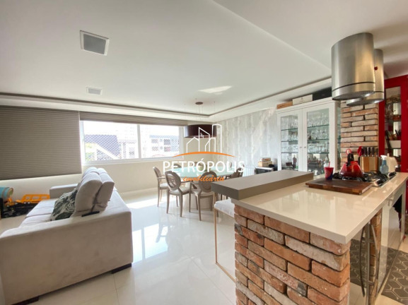Imagem Apartamento com 3 Quartos à Venda, 138 m² em Medianeira - Caxias Do Sul