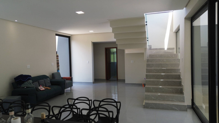 Imagem Casa com 6 Quartos à Venda, 1.000 m² em Carmo Do Cajuru Imagem Casa com 6 Quartos à Venda, 1.000 m² em Carmo Do Cajuru