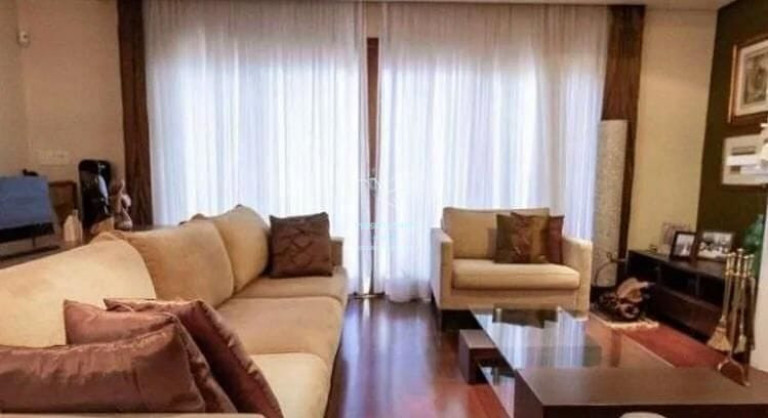 Imagem Casa com 3 Quartos à Venda, 345 m² em Campo Belo - São Paulo Imagem Casa com 3 Quartos à Venda, 345 m² em Campo Belo - São Paulo